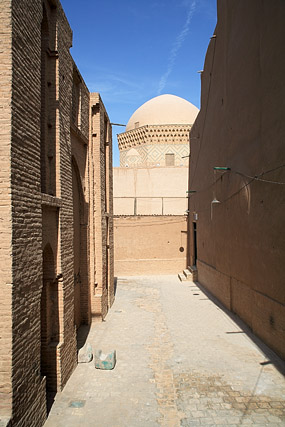 Prison d'Alexandre / École Ziaieh, Zia iah / Zendan-e Eskandar - Yazd / یزد - Province de Yazd / استان یزد - Iran / ايران - Carnets de route - Photographie - 00b