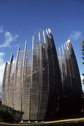 Centre Culturel Tjibaou / Ngan Jila - Nouméa - Grande Terre, Province Sud - Nouvelle-Calédonie - France - Carnets de route - Photographie - 05a