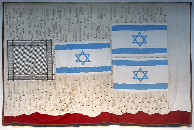 Konaté, Abdoulaye - Gris-gris pour Israël et la Palestine (2006) - Documenta - Cassel / Kassel - Hesse / Hessen - Allemagne / Deutschland - Événements - Photographie - 01