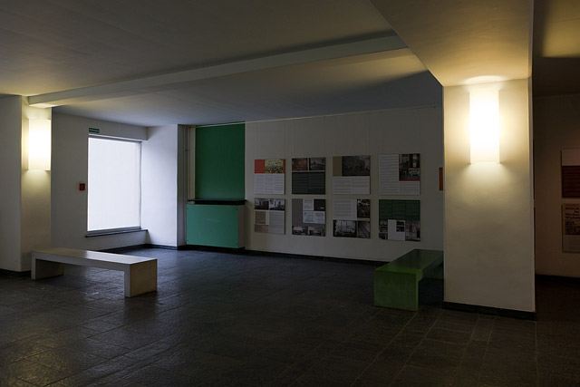 Hall d'entrée / Eingangshalle, Unité d'habitation de Le Corbusier / Corbusierhaus - Berlin - Brandebourg / Brandenburg - Allemagne / Deutschland - Sites - Photographie - 06