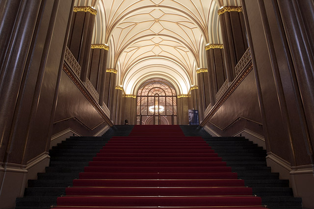 Escalier central / Treppe, rotes Rathaus / Berliner Rathaus / Hôtel de ville rouge - Berlin - Brandebourg / Brandenburg - Allemagne / Deutschland - Sites - Photographie - 02