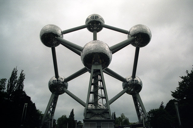 Atomium - Laeken / Laken - Bruxelles-Capitale / Brussels Hoofdstedelijk - Belgique / België - Sites - Photographie - 02