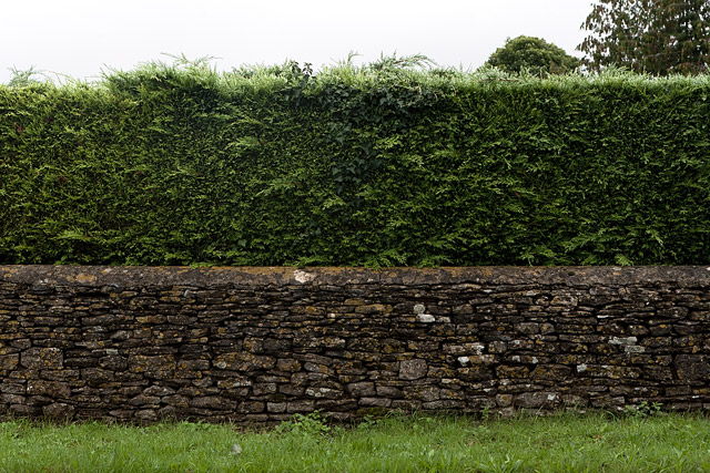 Dry stone walls / Murets de pierres sèches, Bibury - Cotswolds - Gloucestershire - Angleterre / England - Royaume-Uni / United Kingdom - Sites - Photographie - 15