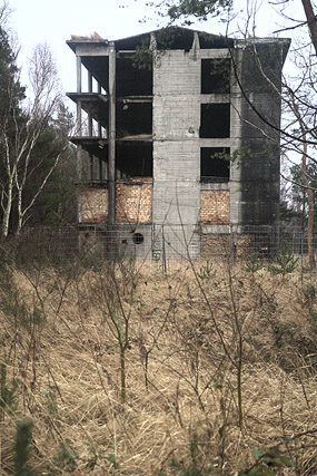 Ruinen und Rohbauzustände, Prora / Ruines et ossatures, Prora - Rügen - Mecklembourg-Poméranie-Occidentale (antérieure) / Mecklenburg-Vorpommern - Allemagne / Deutschland - Sites - Photographie - 14a