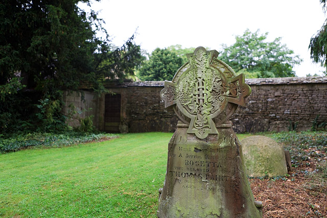 Churchyard - Graveyard - Cemetery, Church of St Mary / Cimetière de l'Église Sainte Marie, Bibury - Cotswolds - Gloucestershire - Angleterre / England - Royaume-Uni / United Kingdom - Sites - Photographie - 12